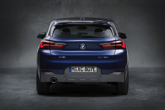 NOVÉ BMW X2 xDRIVE 25e.
