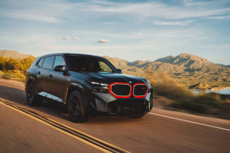 BMW XM Label Red. Výkonnejšie, exkluzívnejšie, extravagantnejšie.