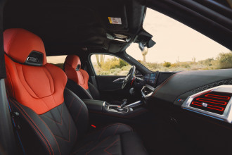 BMW XM Label Red. Výkonnejšie, exkluzívnejšie, extravagantnejšie.