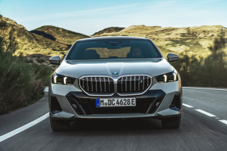 Nové BMW radu 5 Sedan a BMW i5