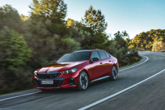 Nové BMW radu 5 Sedan a BMW i5