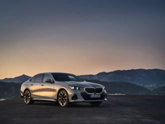 Nové BMW radu 5 Sedan a BMW i5