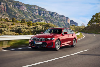 Nové modely BMW radu 3 Sedan a BMW radu 3 Touring