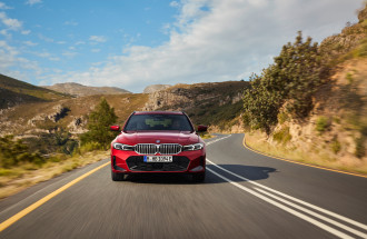 Nové modely BMW radu 3 Sedan a BMW radu 3 Touring