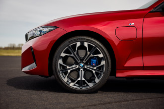 Nové modely BMW radu 3 Sedan a BMW radu 3 Touring