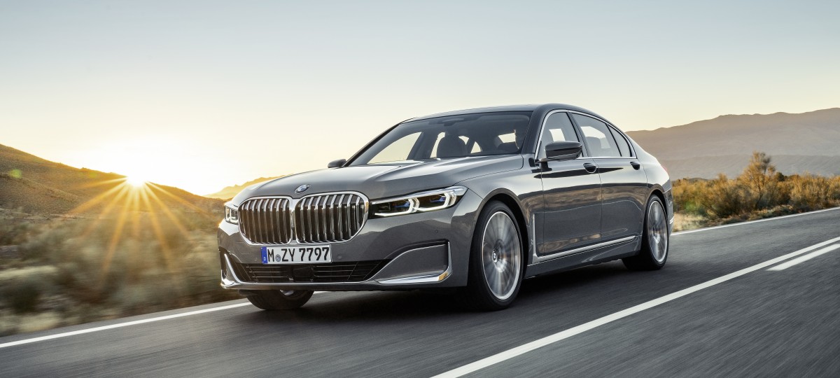 NOVÉ BMW RADU 7