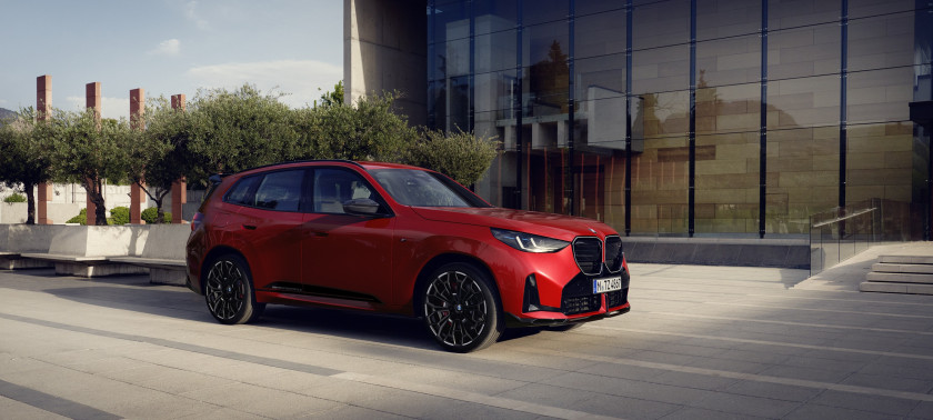 BONUS AŽ 18 000 € NA VYBRANÉ VOZIDLÁ.