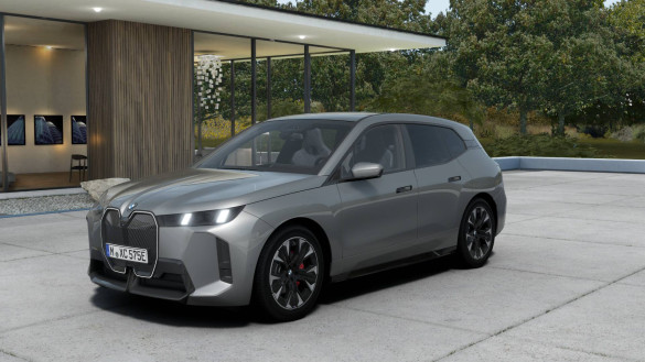 BMW iX xDrive60