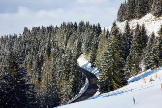 Na lyžovačku bez stresu - na čo nezabudnúť pred cestou do zahraničia